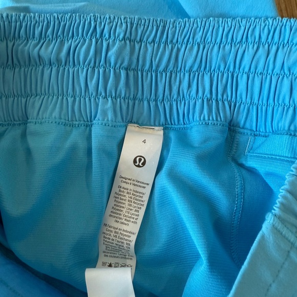 Lululemon Hotty Hot High-Rise Lined Short in Blue Cool - Picture 5 of 5